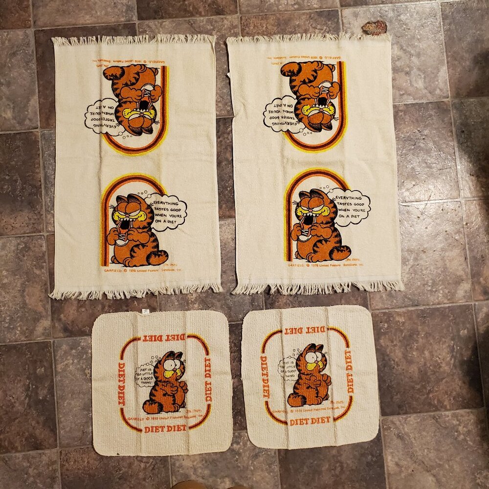 Vintage 70s Garfield Hand Towels and Wash Cloths